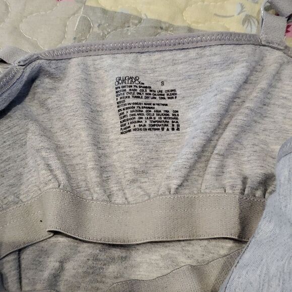 Lot/2 Tank Tops Red Love Peace Glitter Sz XS & Gray Shelf Bra Sz S 623 - Picture 5 of 6